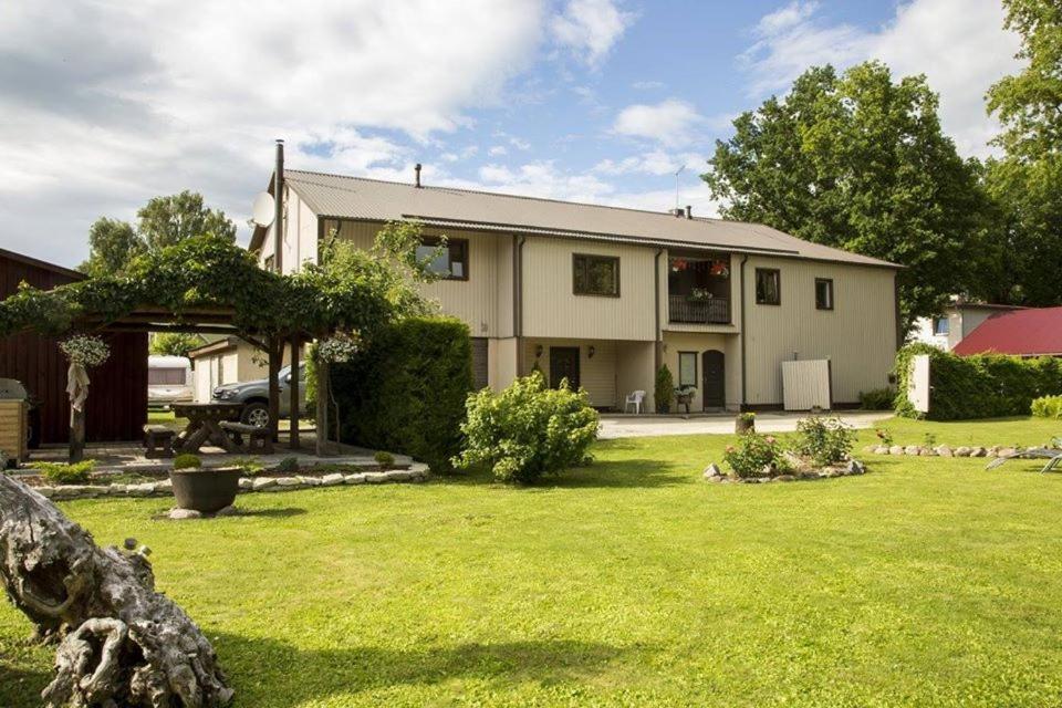Vahe Guest House ポルツァマー エクステリア 写真