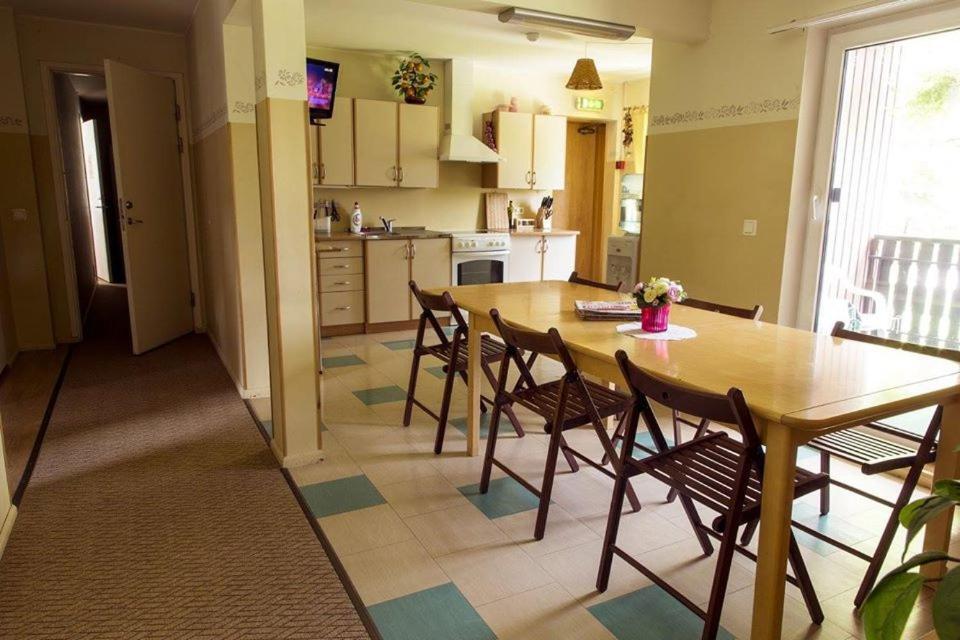 Vahe Guest House ポルツァマー エクステリア 写真